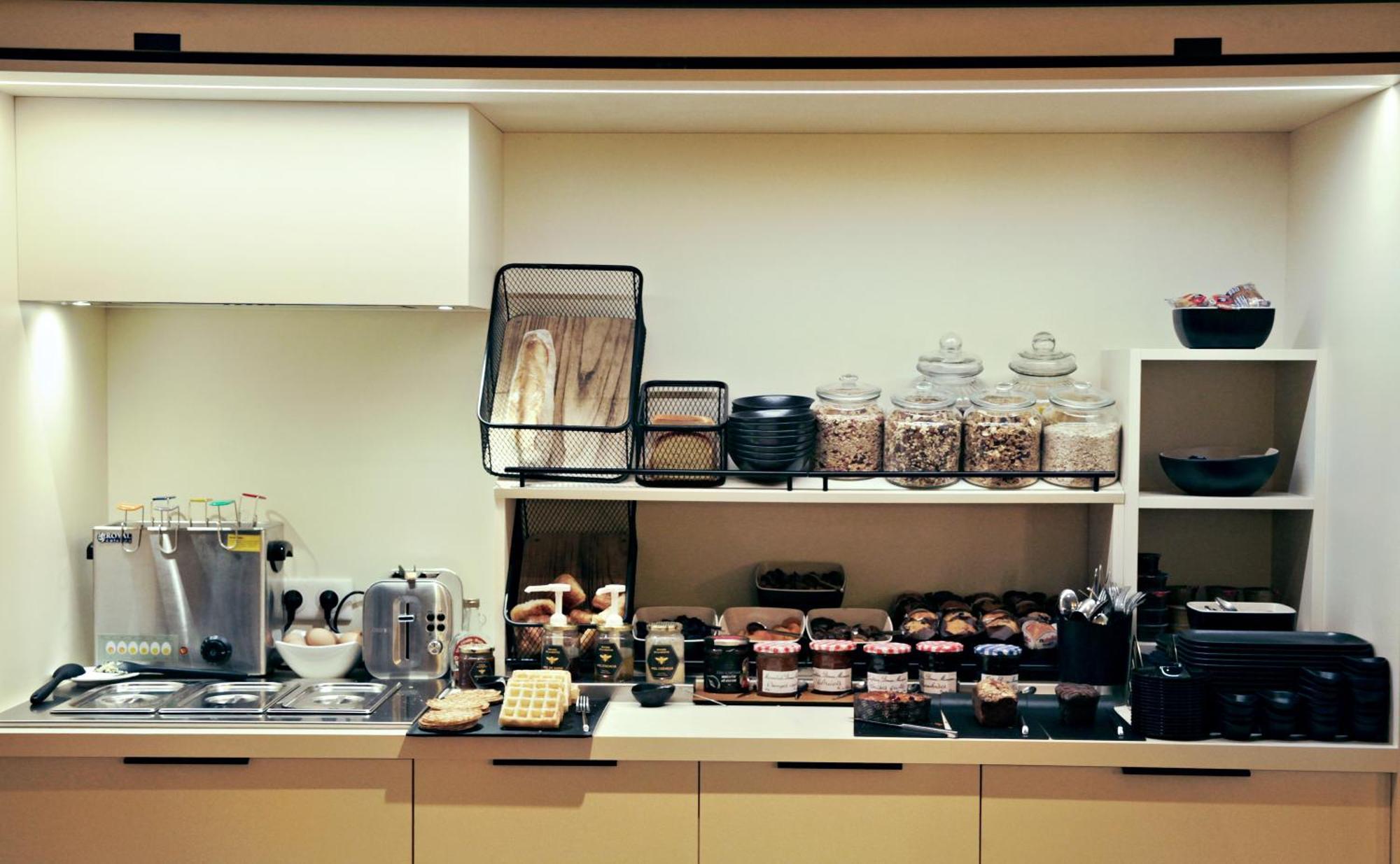 Hotel-Restaurant St-Christophe แบลฟอร์ ภายนอก รูปภาพ