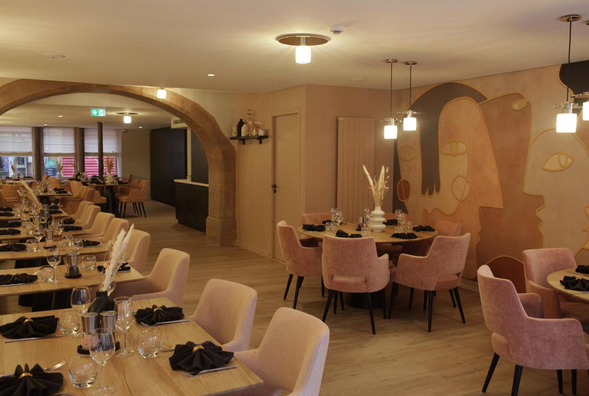 Hotel-Restaurant St-Christophe แบลฟอร์ ภายนอก รูปภาพ