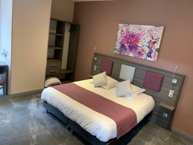 Hotel-Restaurant St-Christophe แบลฟอร์ ภายนอก รูปภาพ