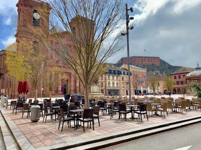 Hotel-Restaurant St-Christophe แบลฟอร์ ภายนอก รูปภาพ